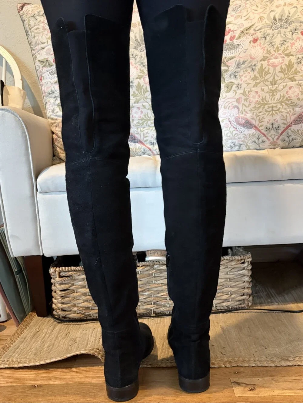 Stuart Weitzman Hilo over-the-knee suede boot size 8M